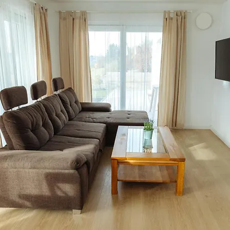 Apartamento Panoramablick Mit Premium-wanderwegen Vor Der Haustuer Albstadt