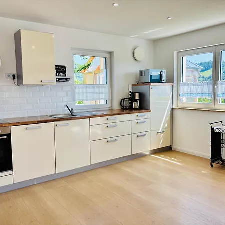 Apartment Panoramablick Mit Premium-wanderwegen Vor Der Haustuer